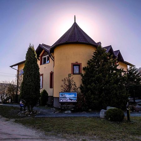 Pensjonat Nad Jeziorem Lakeside Brodnica Dolna ภายนอก รูปภาพ