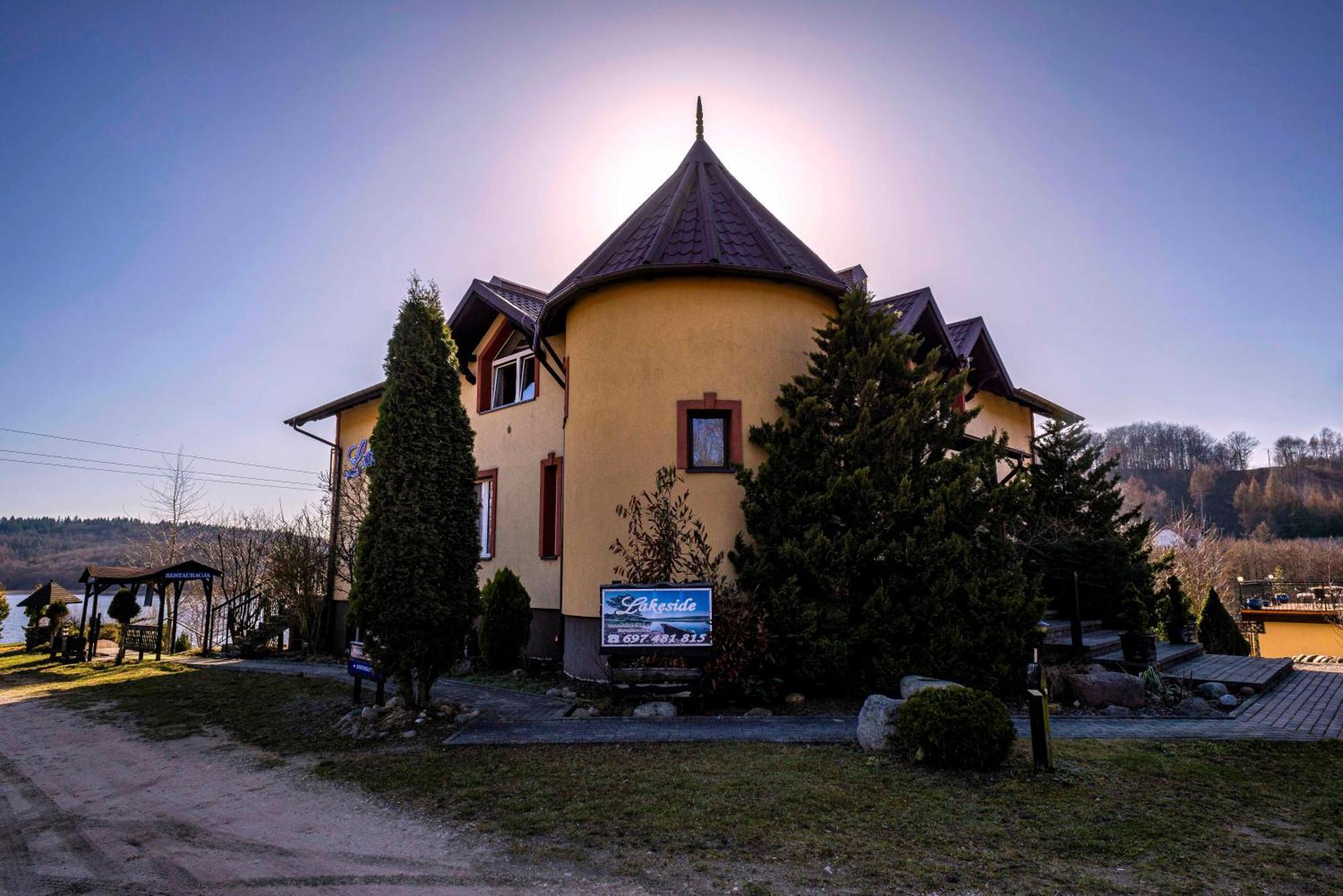 Pensjonat Nad Jeziorem Lakeside Brodnica Dolna ภายนอก รูปภาพ