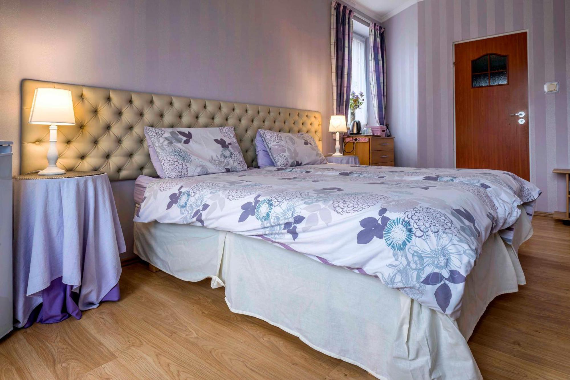 Pensjonat Nad Jeziorem Lakeside Brodnica Dolna ภายนอก รูปภาพ