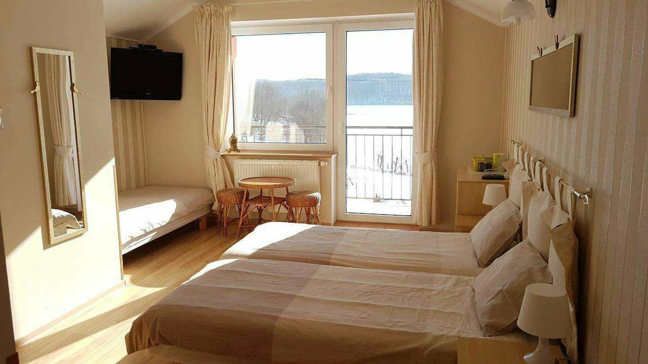 Pensjonat Nad Jeziorem Lakeside Brodnica Dolna ภายนอก รูปภาพ